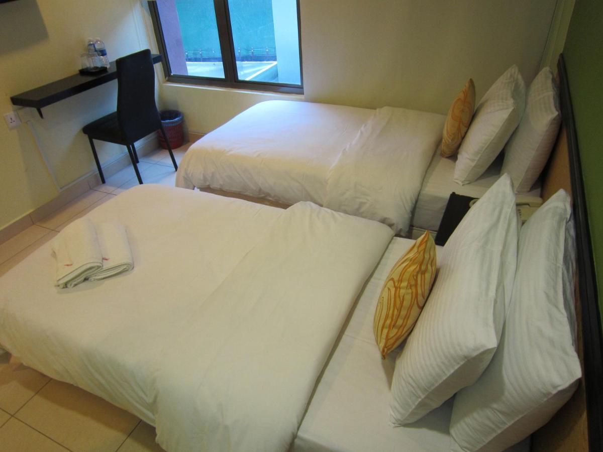 Oyo 151 Twin Hotel Kuala Lumpur Esterno foto