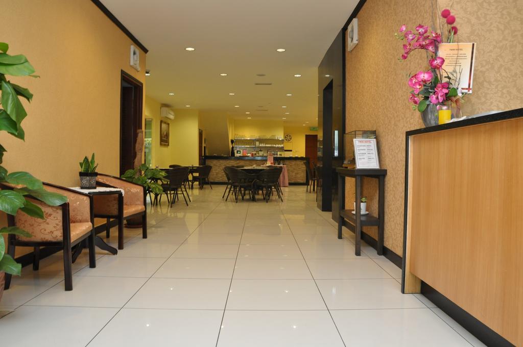 Oyo 151 Twin Hotel Kuala Lumpur Esterno foto