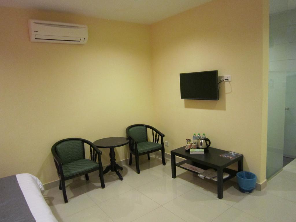 Oyo 151 Twin Hotel Kuala Lumpur Esterno foto