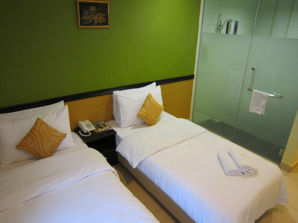 Oyo 151 Twin Hotel Kuala Lumpur Esterno foto
