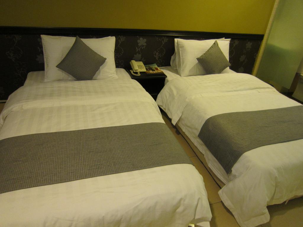 Oyo 151 Twin Hotel Kuala Lumpur Esterno foto